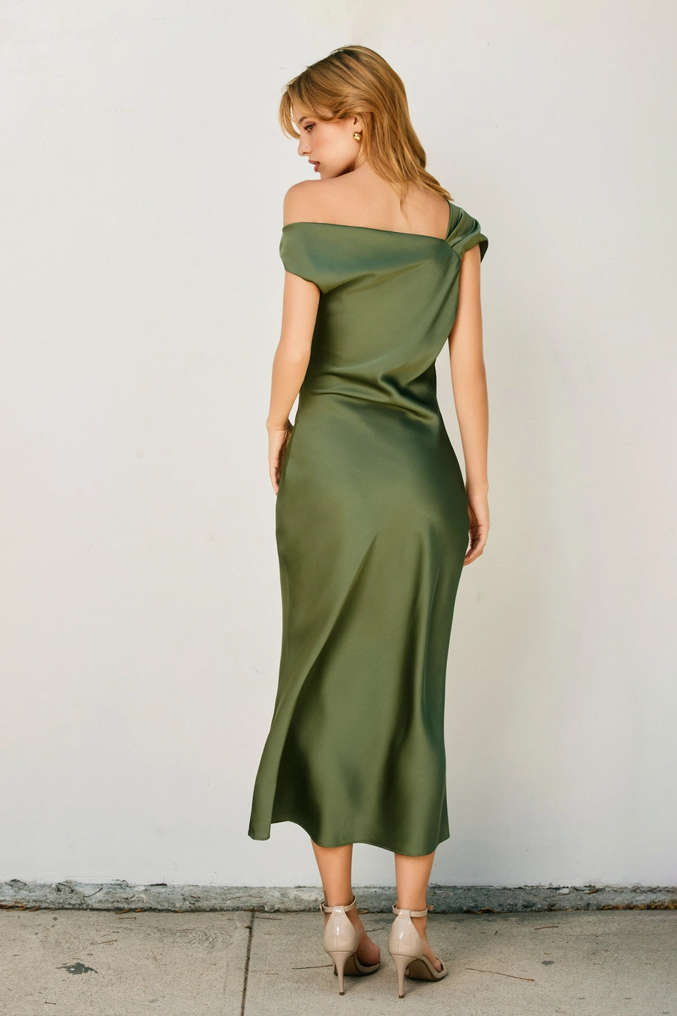 Cora - Green Satin Off-Shoulder Ruched Midi Dress