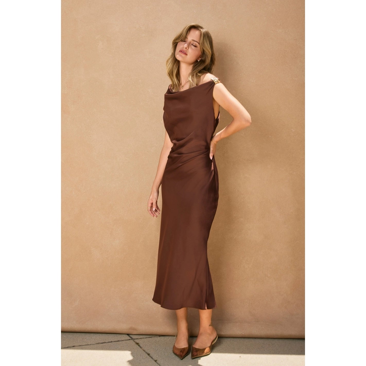 Cora - Satin Brown Off-Shoulder Ruched Midi Dress