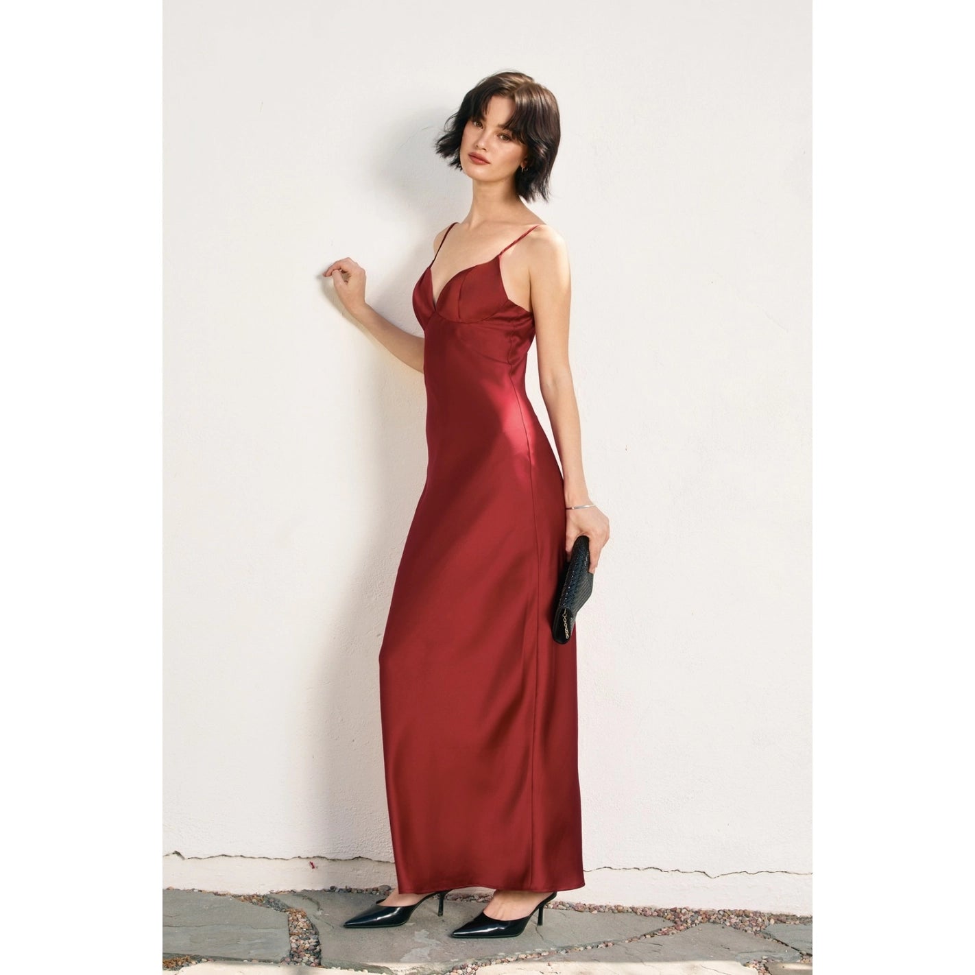 Amber – Red Cup Detail Maxi Dress